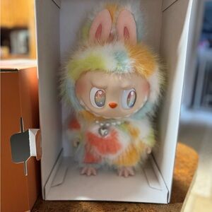 LABUBU Large ROCK THE UNIVERSE. Authentic. NWT